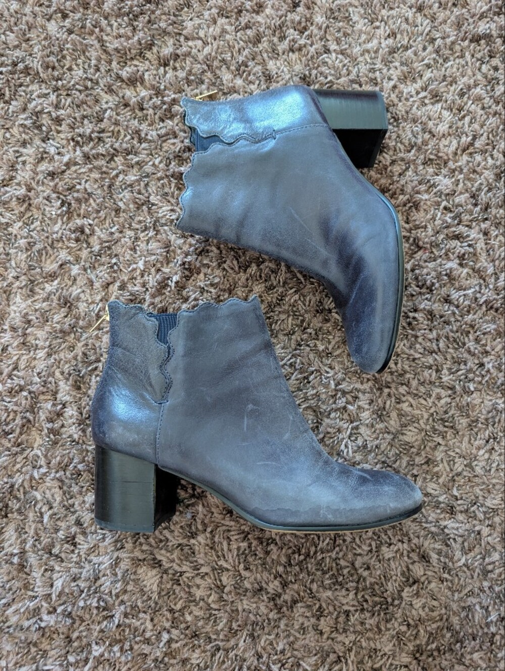 Women's Scalloped Leather Ankle Boots in Navy Size 7